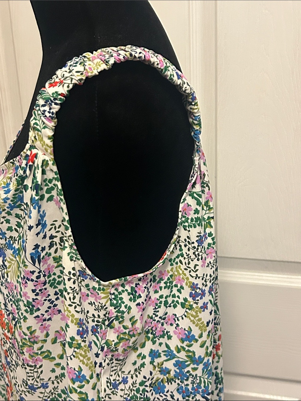 CAbi White Floral V-Neck Camisole with Multicolor Print - Picture 5 of 6